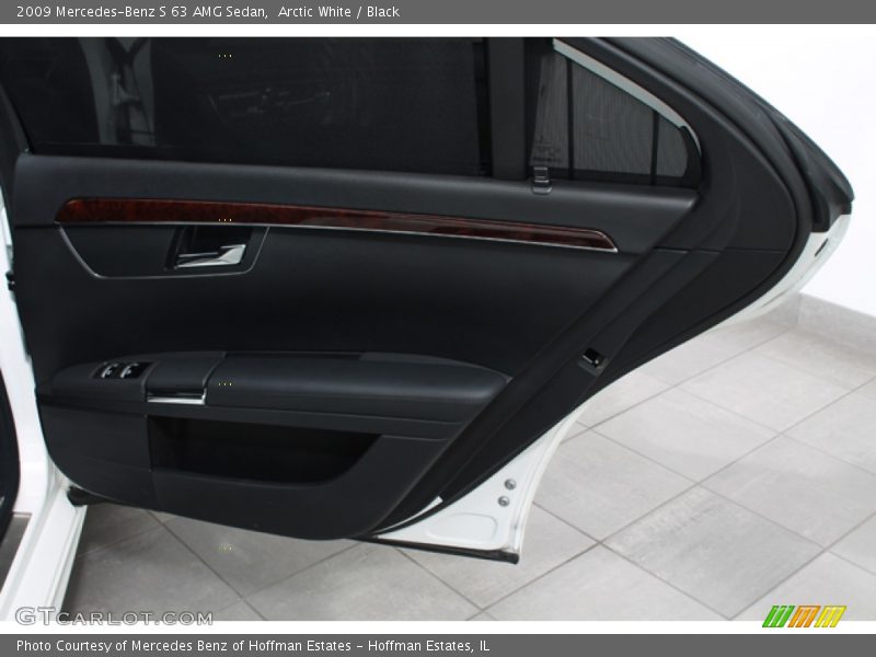 Arctic White / Black 2009 Mercedes-Benz S 63 AMG Sedan