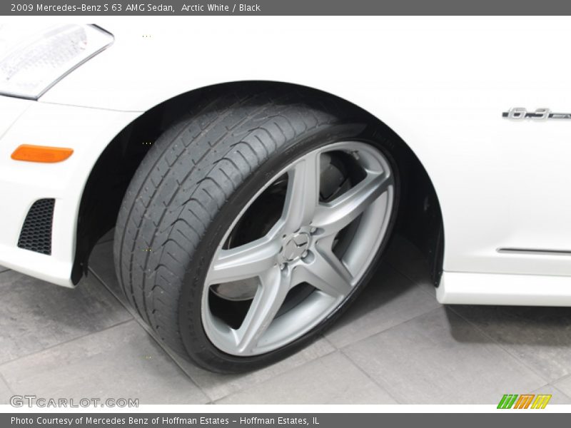 Arctic White / Black 2009 Mercedes-Benz S 63 AMG Sedan