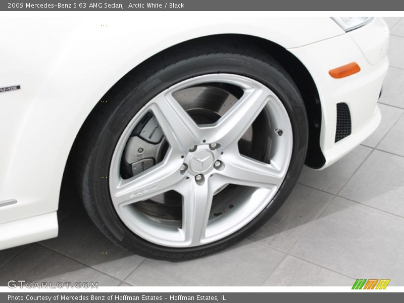 Arctic White / Black 2009 Mercedes-Benz S 63 AMG Sedan