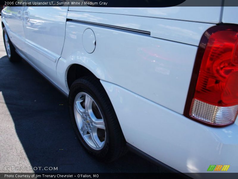 Summit White / Medium Gray 2006 Chevrolet Uplander LT