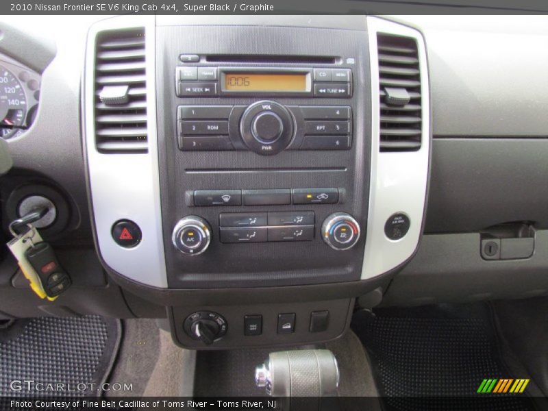 Super Black / Graphite 2010 Nissan Frontier SE V6 King Cab 4x4