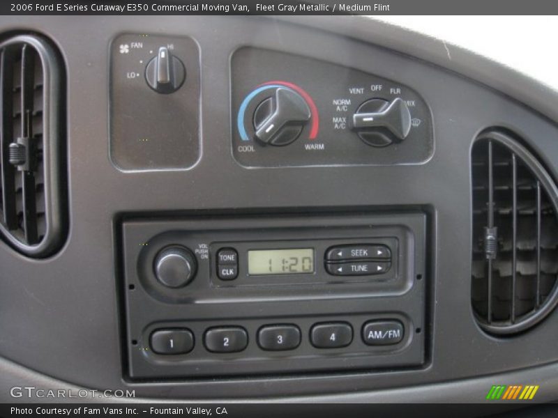 Fleet Gray Metallic / Medium Flint 2006 Ford E Series Cutaway E350 Commercial Moving Van