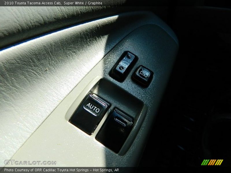 Super White / Graphite 2010 Toyota Tacoma Access Cab