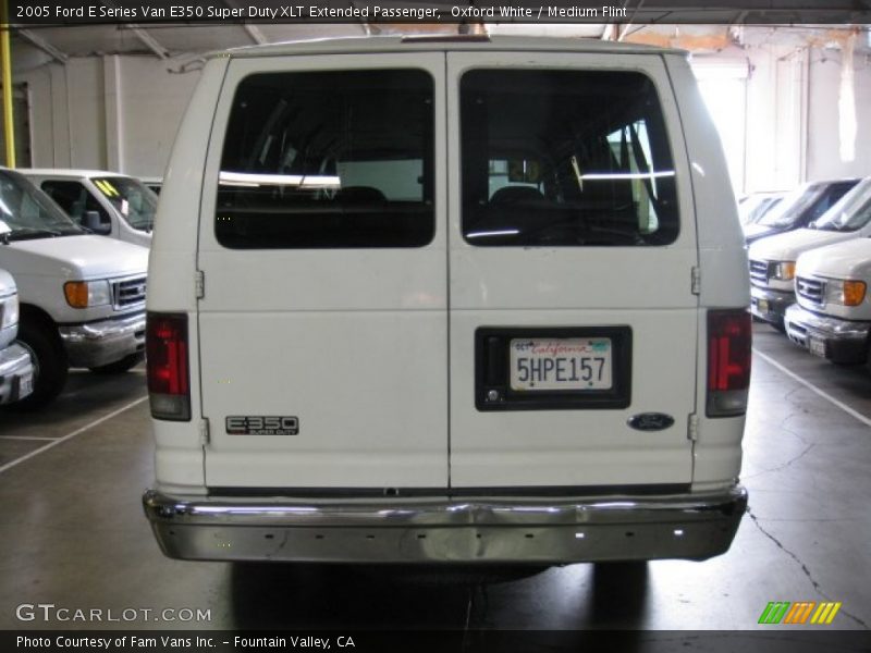 Oxford White / Medium Flint 2005 Ford E Series Van E350 Super Duty XLT Extended Passenger