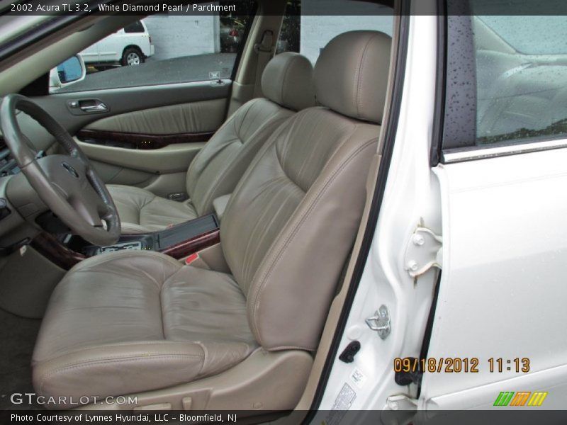 White Diamond Pearl / Parchment 2002 Acura TL 3.2