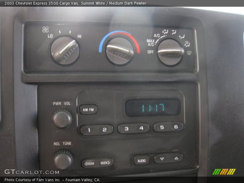 Summit White / Medium Dark Pewter 2003 Chevrolet Express 3500 Cargo Van