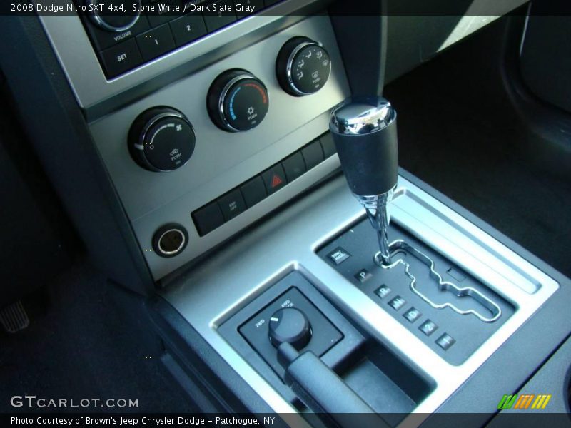 Stone White / Dark Slate Gray 2008 Dodge Nitro SXT 4x4