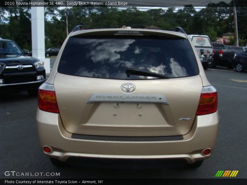 Sandy Beach Metallic / Sand Beige 2010 Toyota Highlander SE 4WD