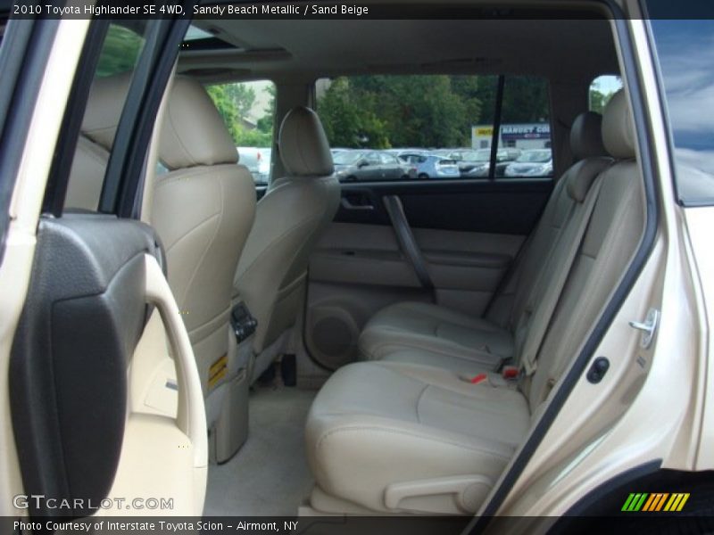 Sandy Beach Metallic / Sand Beige 2010 Toyota Highlander SE 4WD