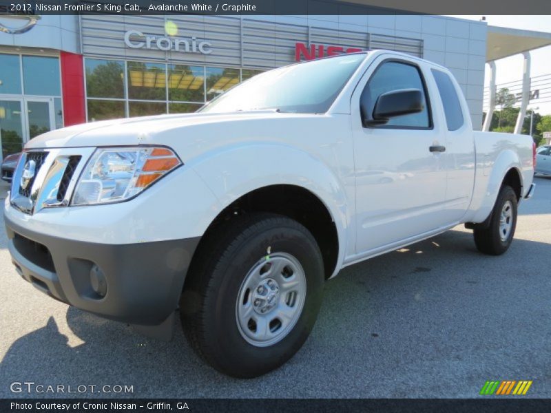 Avalanche White / Graphite 2012 Nissan Frontier S King Cab