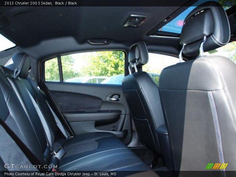 Black / Black 2013 Chrysler 200 S Sedan