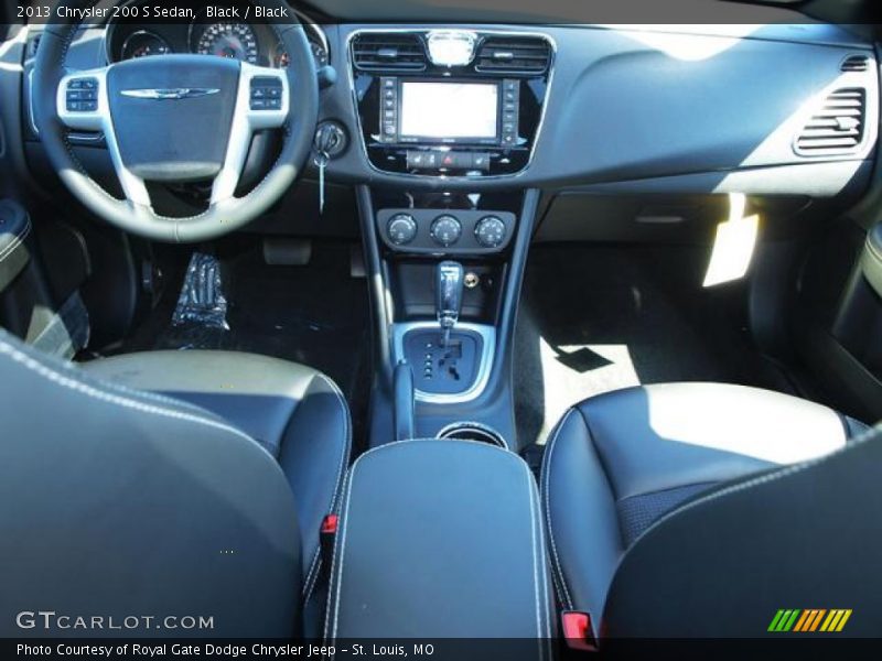 Black / Black 2013 Chrysler 200 S Sedan