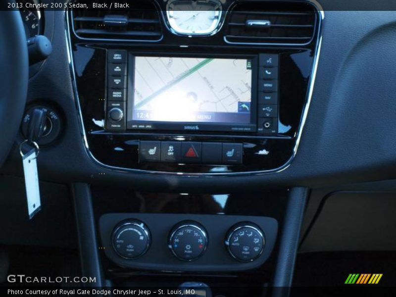 Black / Black 2013 Chrysler 200 S Sedan