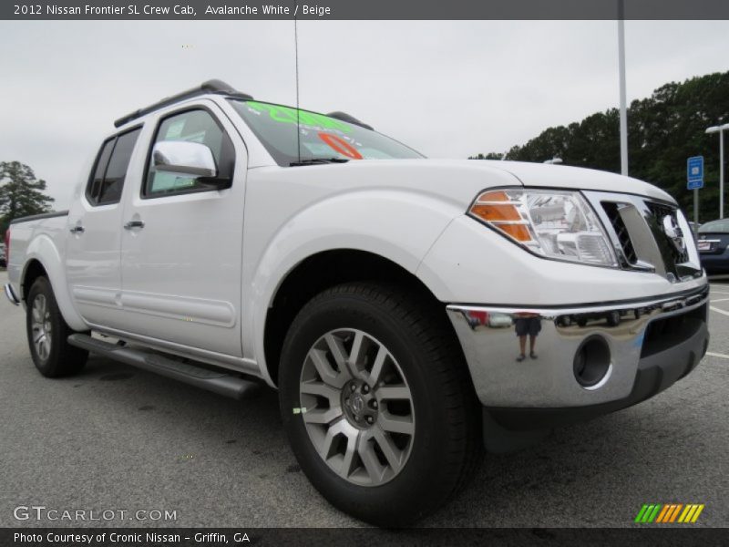 Avalanche White / Beige 2012 Nissan Frontier SL Crew Cab