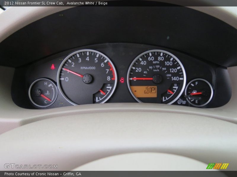 Avalanche White / Beige 2012 Nissan Frontier SL Crew Cab