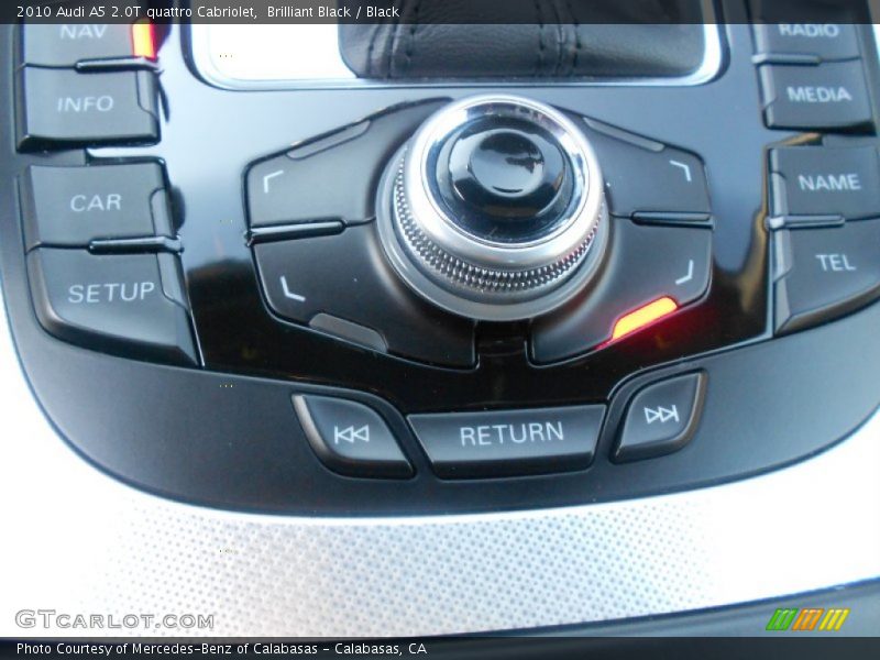 Controls of 2010 A5 2.0T quattro Cabriolet