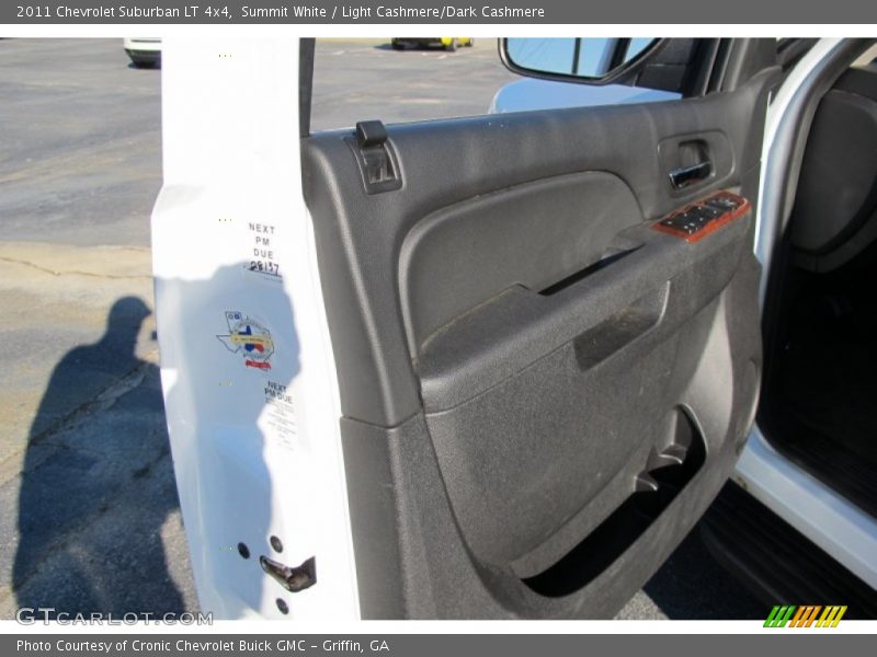 Summit White / Light Cashmere/Dark Cashmere 2011 Chevrolet Suburban LT 4x4