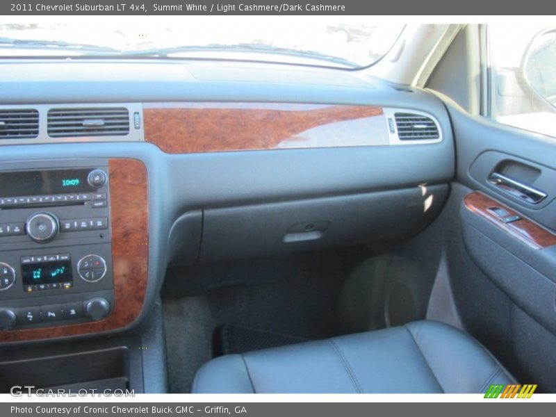 Summit White / Light Cashmere/Dark Cashmere 2011 Chevrolet Suburban LT 4x4
