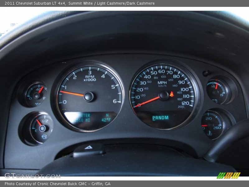 Summit White / Light Cashmere/Dark Cashmere 2011 Chevrolet Suburban LT 4x4