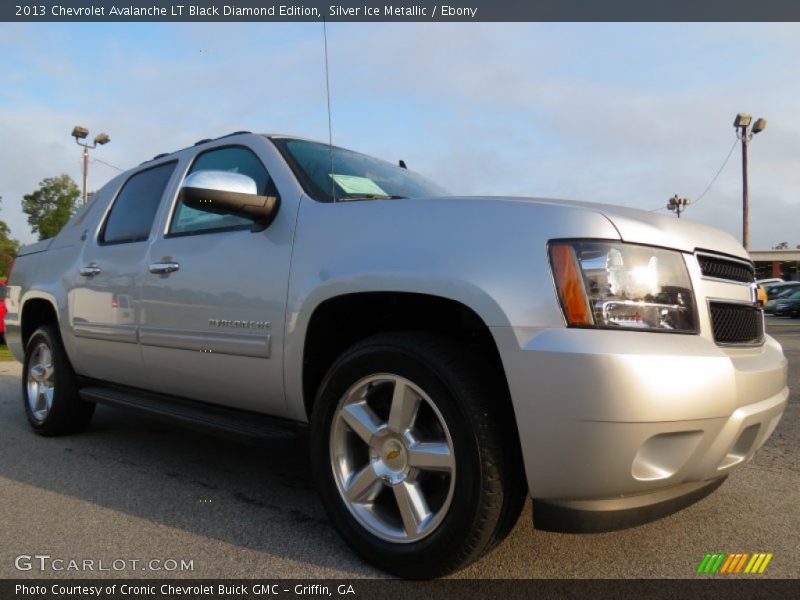 Silver Ice Metallic / Ebony 2013 Chevrolet Avalanche LT Black Diamond Edition