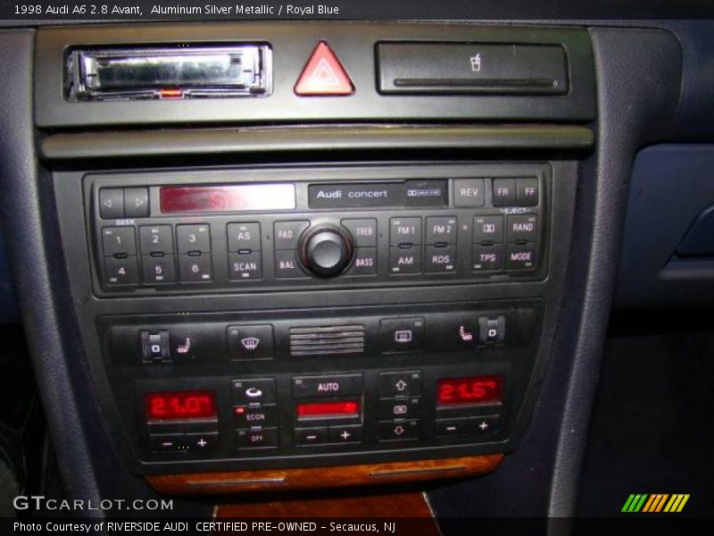 Aluminum Silver Metallic / Royal Blue 1998 Audi A6 2.8 Avant