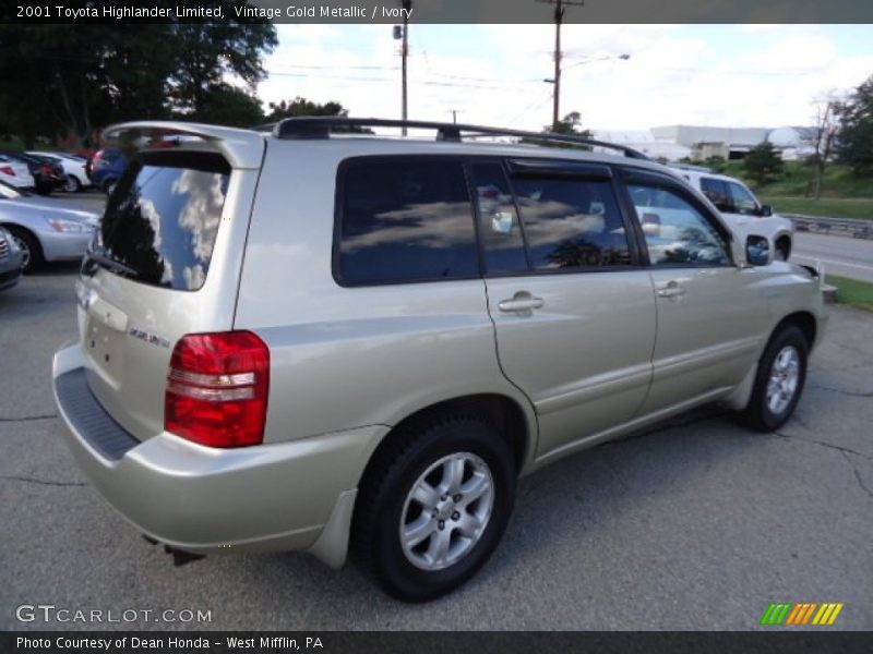 Vintage Gold Metallic / Ivory 2001 Toyota Highlander Limited