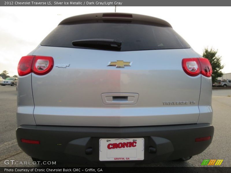 Silver Ice Metallic / Dark Gray/Light Gray 2012 Chevrolet Traverse LS