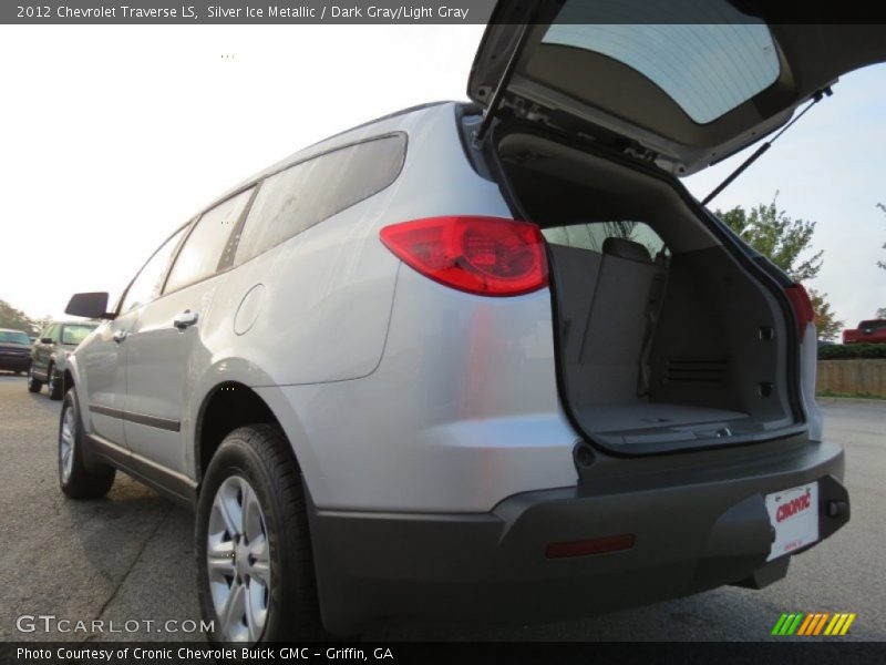 Silver Ice Metallic / Dark Gray/Light Gray 2012 Chevrolet Traverse LS