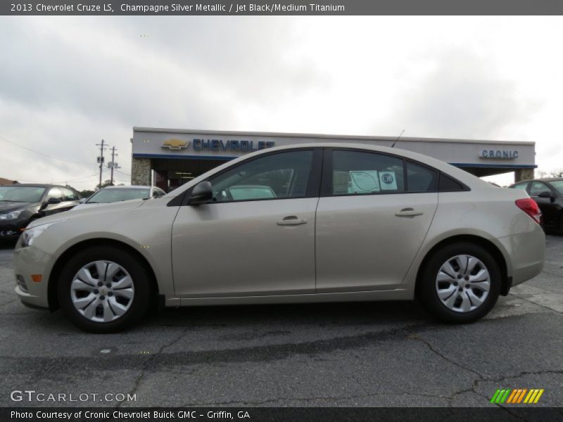 Champagne Silver Metallic / Jet Black/Medium Titanium 2013 Chevrolet Cruze LS