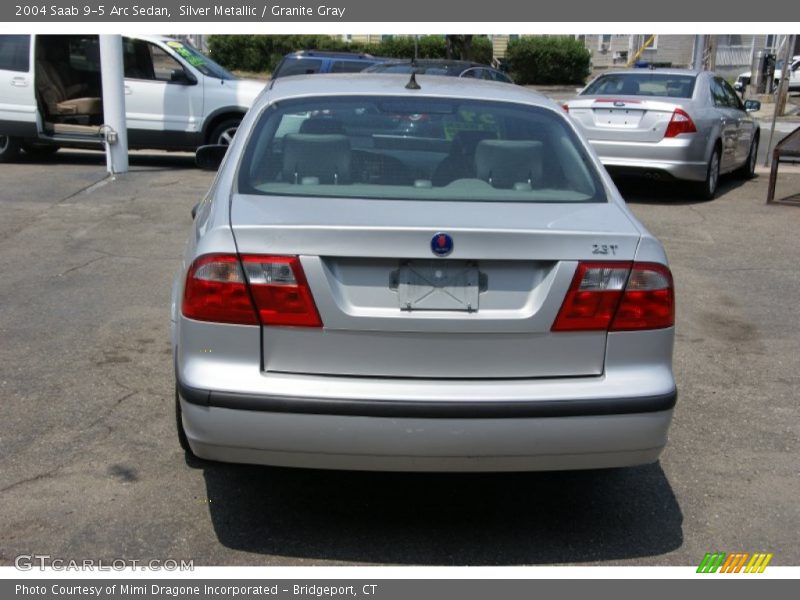 Silver Metallic / Granite Gray 2004 Saab 9-5 Arc Sedan