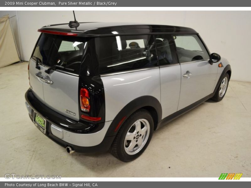 Pure Silver Metallic / Black/Grey 2009 Mini Cooper Clubman
