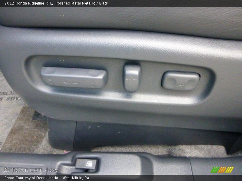 Polished Metal Metallic / Black 2012 Honda Ridgeline RTL