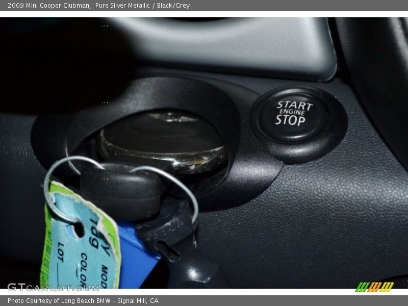 Pure Silver Metallic / Black/Grey 2009 Mini Cooper Clubman