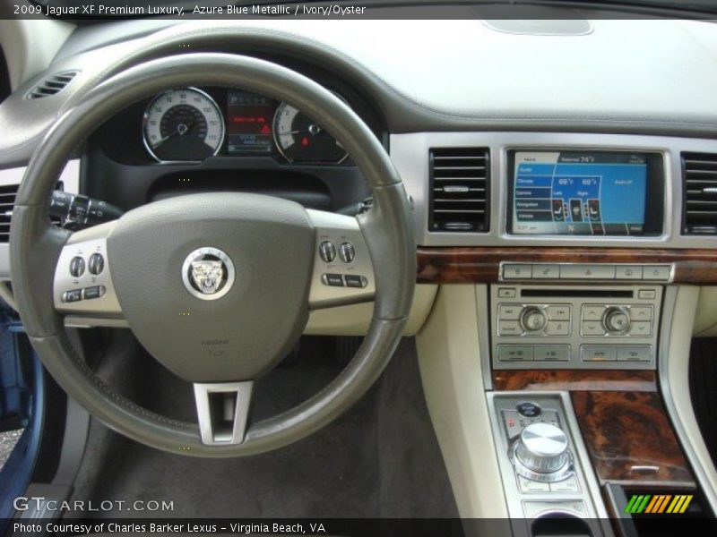 Dashboard of 2009 XF Premium Luxury