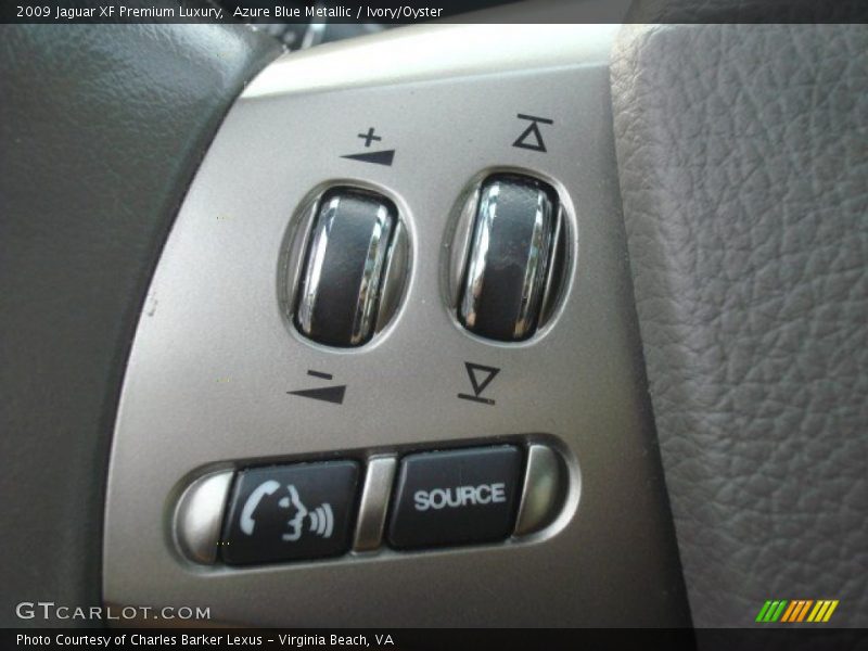 Controls of 2009 XF Premium Luxury