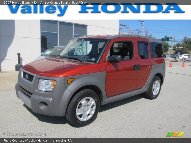 Sunset Orange Pearl / Black/Gray 2005 Honda Element LX