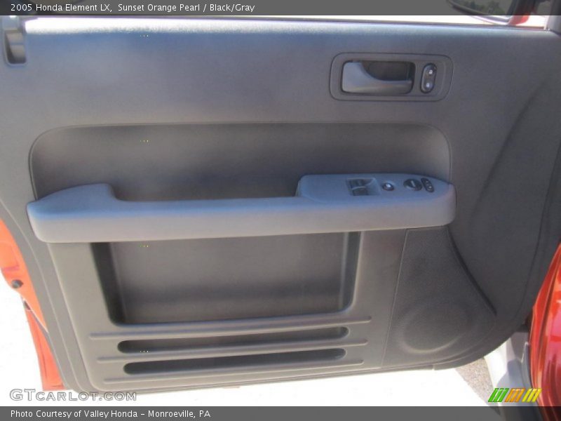 Sunset Orange Pearl / Black/Gray 2005 Honda Element LX