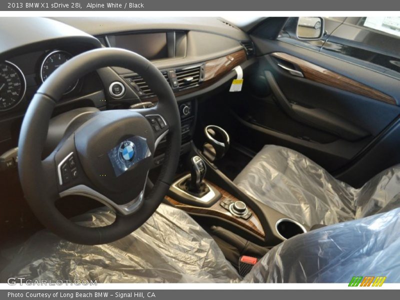 Alpine White / Black 2013 BMW X1 sDrive 28i