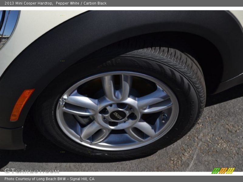 Pepper White / Carbon Black 2013 Mini Cooper Hardtop