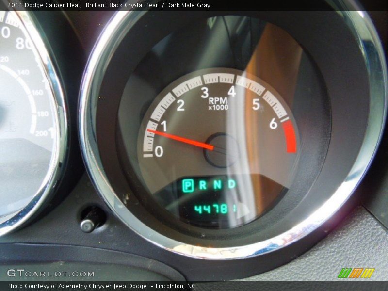 Brilliant Black Crystal Pearl / Dark Slate Gray 2011 Dodge Caliber Heat