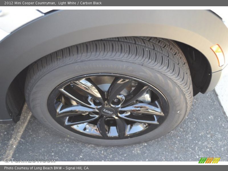 Light White / Carbon Black 2012 Mini Cooper Countryman
