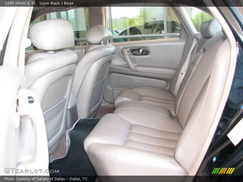 Super Black / Beige 1995 Infiniti Q 45