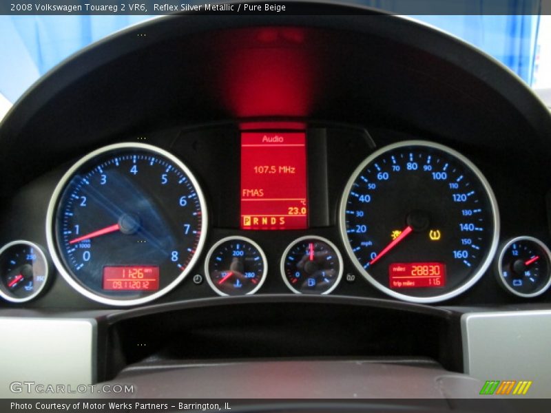 Reflex Silver Metallic / Pure Beige 2008 Volkswagen Touareg 2 VR6