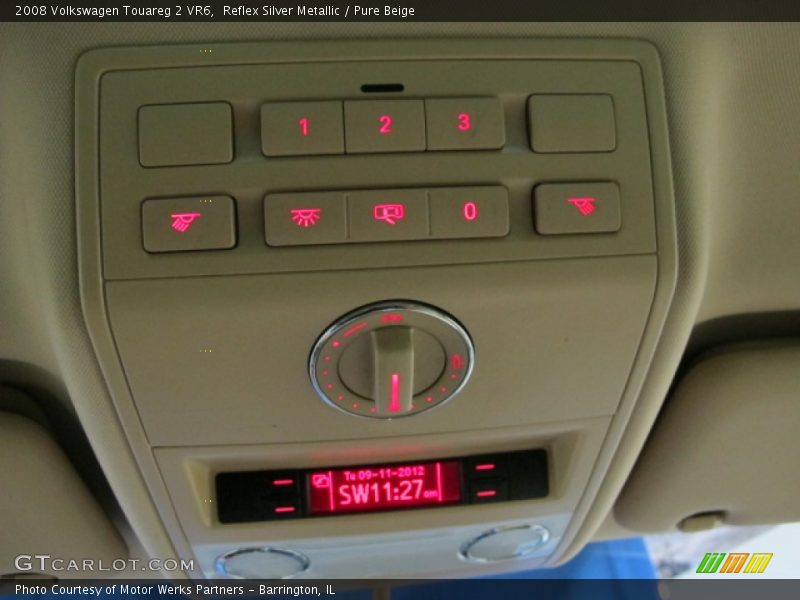 Reflex Silver Metallic / Pure Beige 2008 Volkswagen Touareg 2 VR6