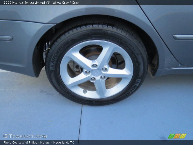 Willow Gray / Gray 2009 Hyundai Sonata Limited V6