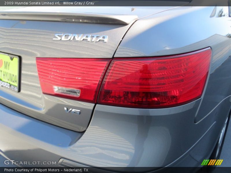 Willow Gray / Gray 2009 Hyundai Sonata Limited V6
