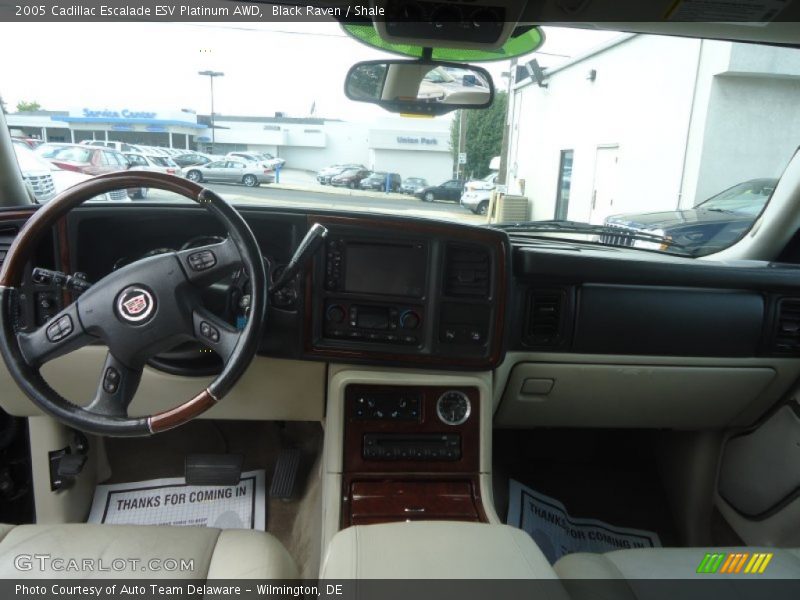 Black Raven / Shale 2005 Cadillac Escalade ESV Platinum AWD