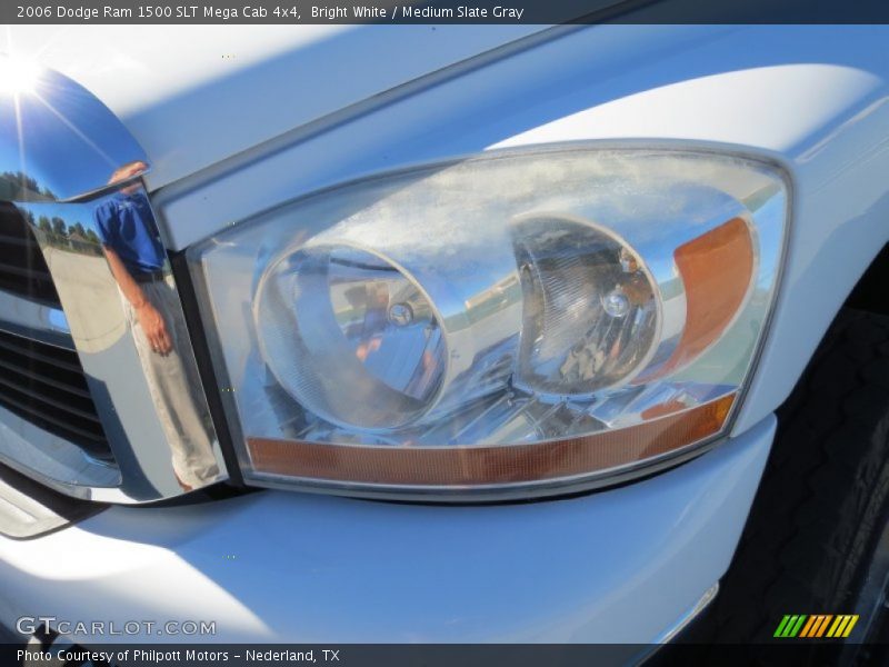 Bright White / Medium Slate Gray 2006 Dodge Ram 1500 SLT Mega Cab 4x4