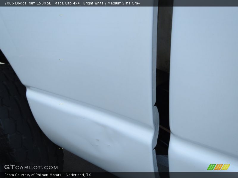 Bright White / Medium Slate Gray 2006 Dodge Ram 1500 SLT Mega Cab 4x4