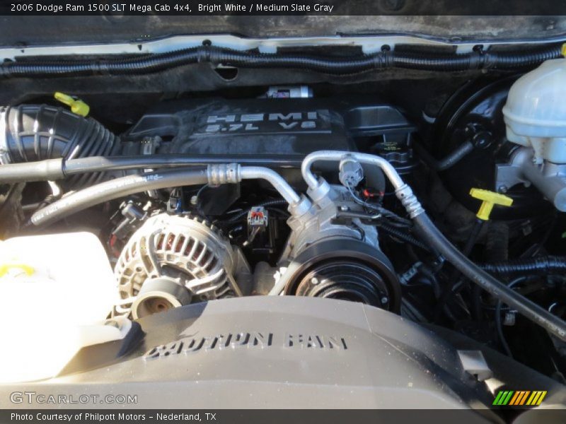 Bright White / Medium Slate Gray 2006 Dodge Ram 1500 SLT Mega Cab 4x4